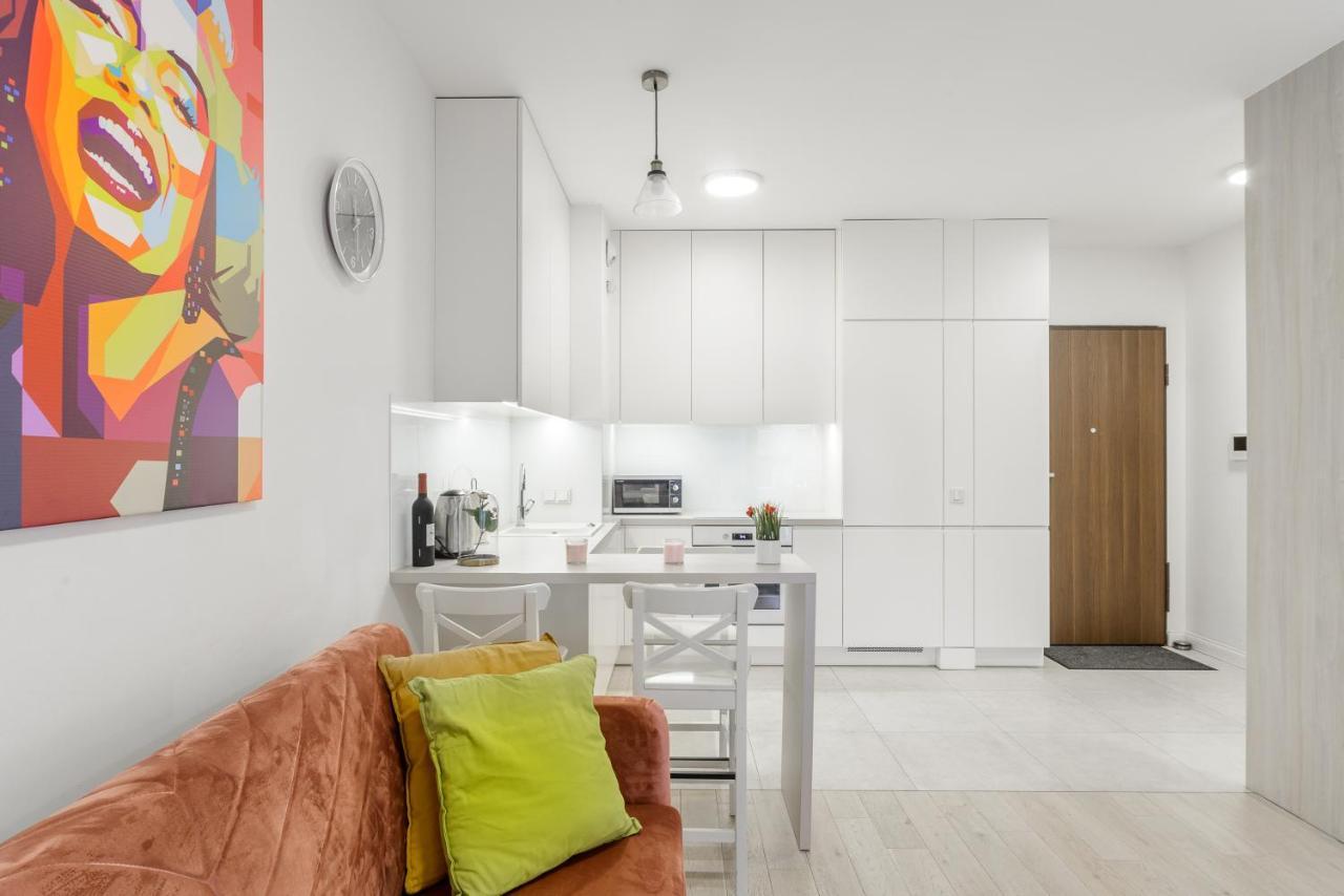 Luxury Apartment On Grzybowska Street Warszawa Exteriör bild
